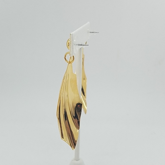 GOLD CLAW dome EARRINGS NEW - Picture 3 of 4